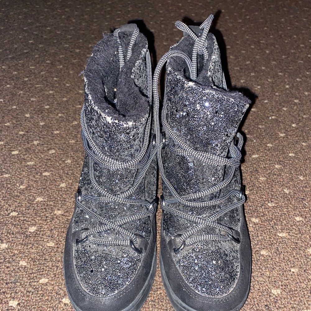 Womens Juciy Couture Sparkle Wedge